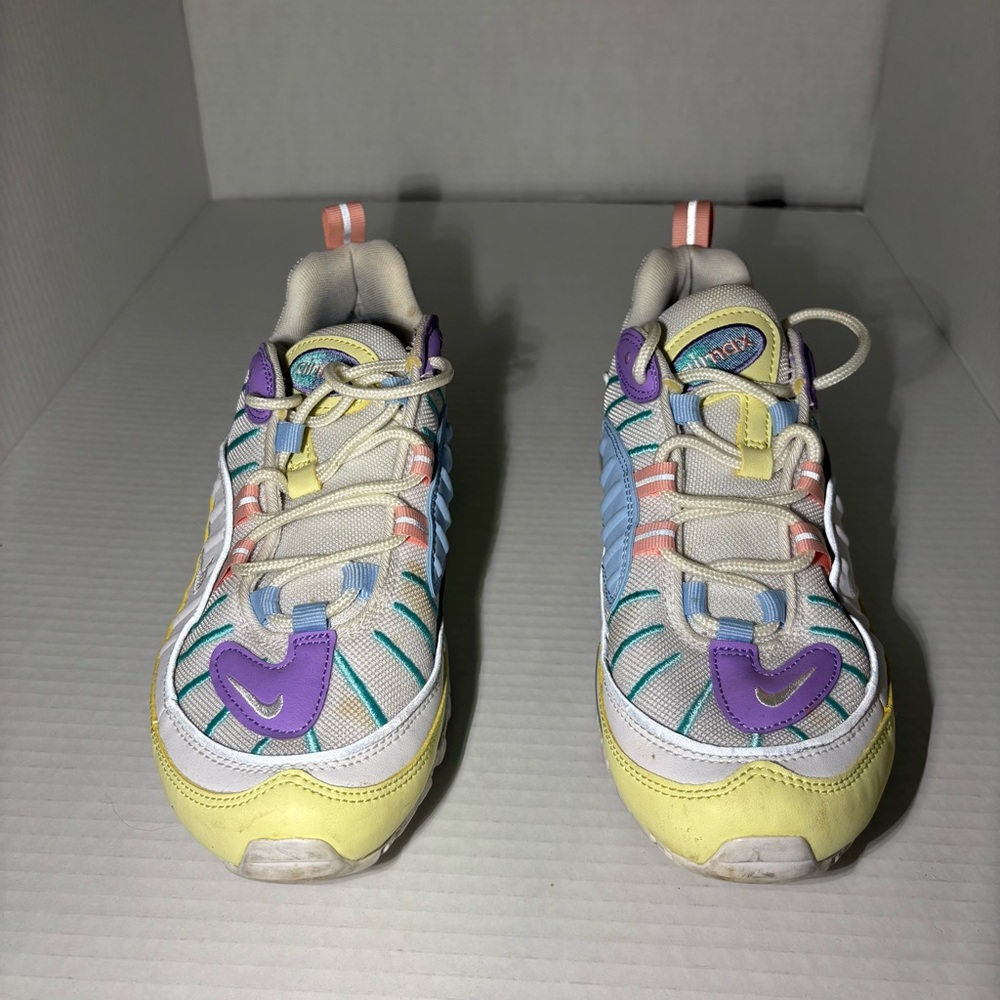 Nike Women's Multicolor Air Max ‘98‎ Easter Pastel Sneakers - Picture 4 of 10